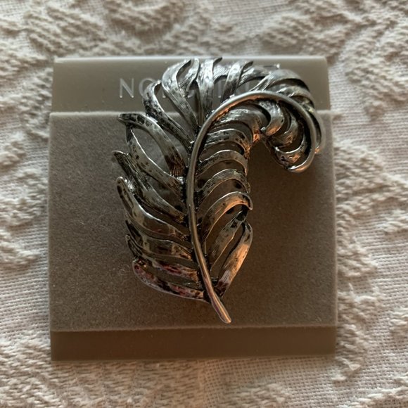 Silver Pin NWT - Picture 1 of 2